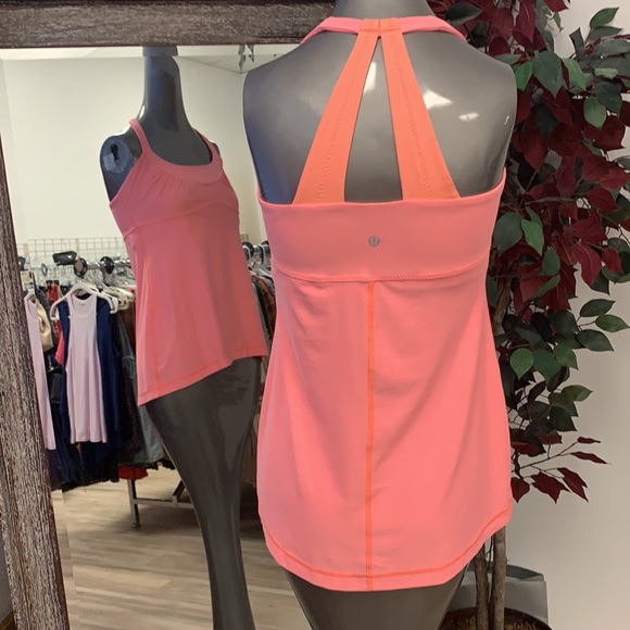 EUC lululemon Athletic Tank Top - Picture 3 of 4